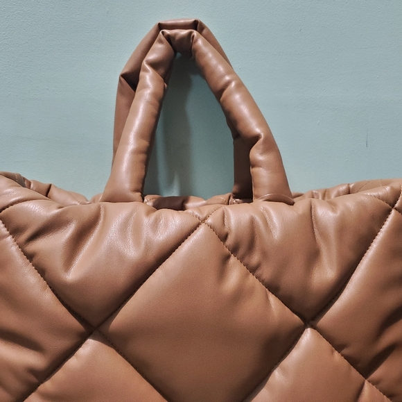 NWT STAND STUDIO Assante Diamond Taupe Brown Faux Leather Quilted Tote Bag - Picture 9 of 11